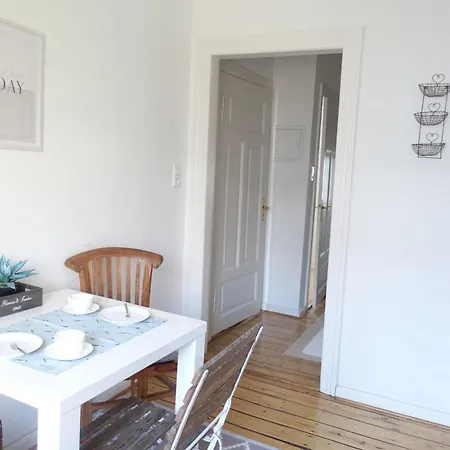 Char Mit 3 Sep Schlafzimmer * Bremen